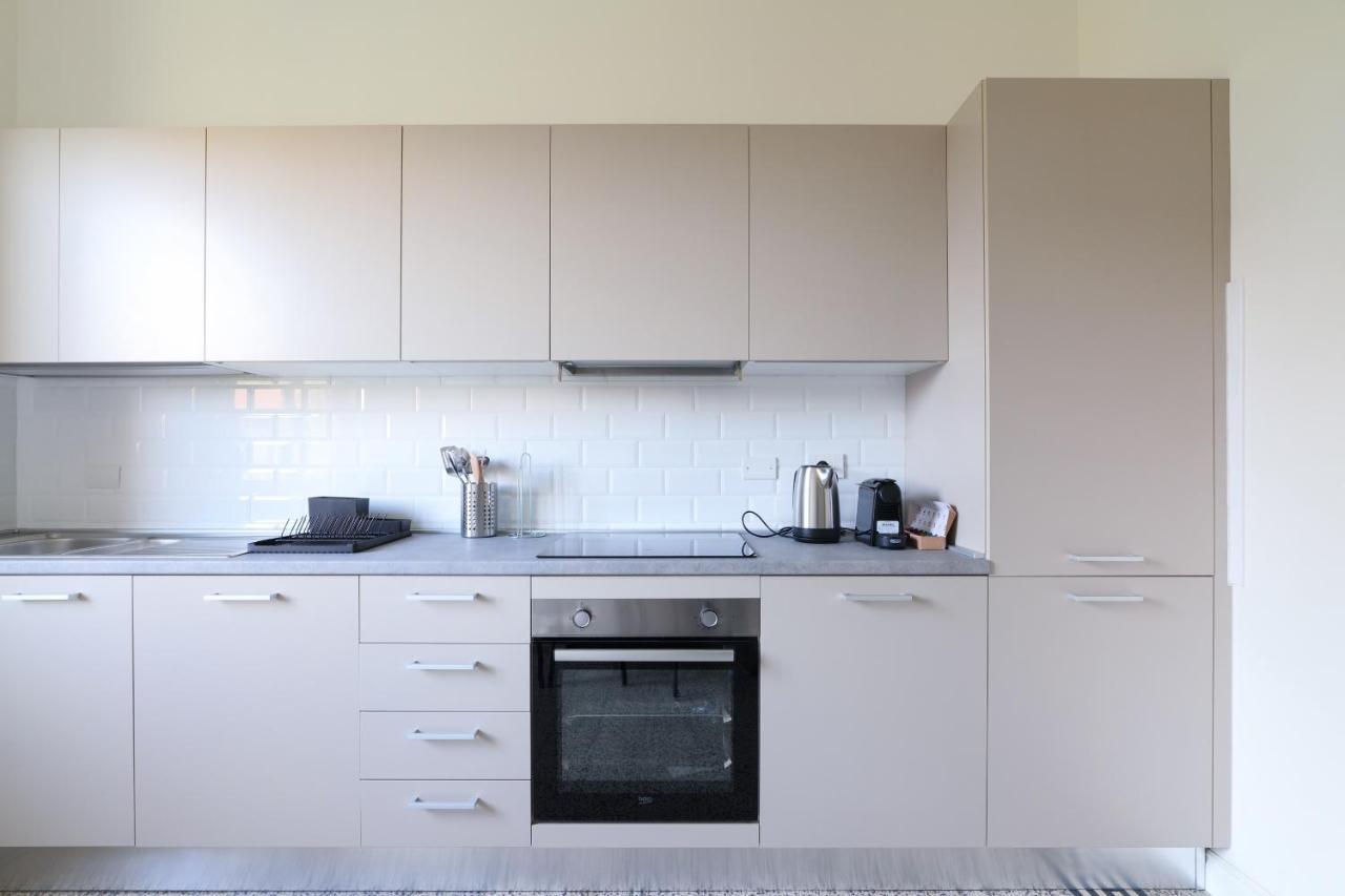 Adelaide Elegant Apartments มิลาน ภายนอก รูปภาพ